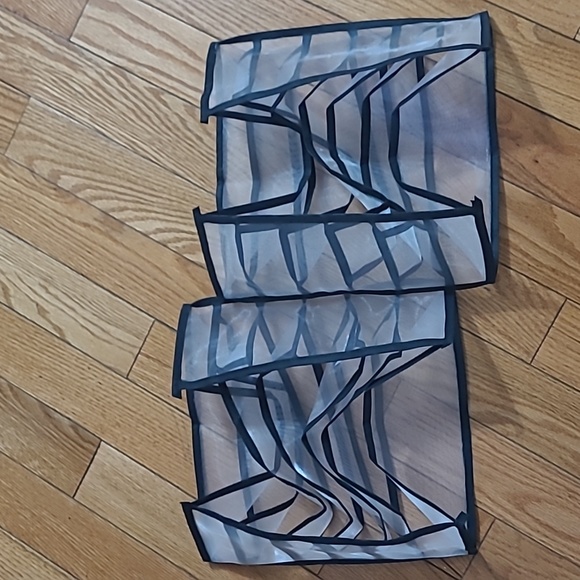 NWOT - Two organizers for clothing - Picture 3 of 3